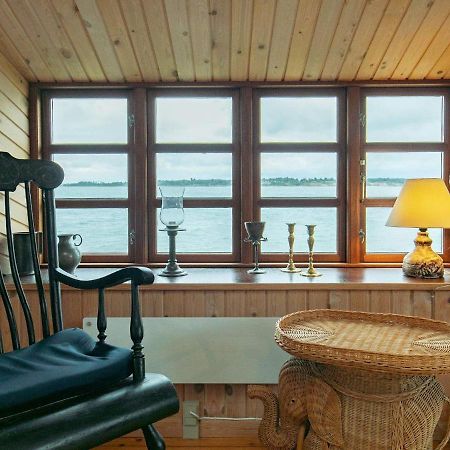 4 Person Holiday Home In Mesinge Eksteriør bilde